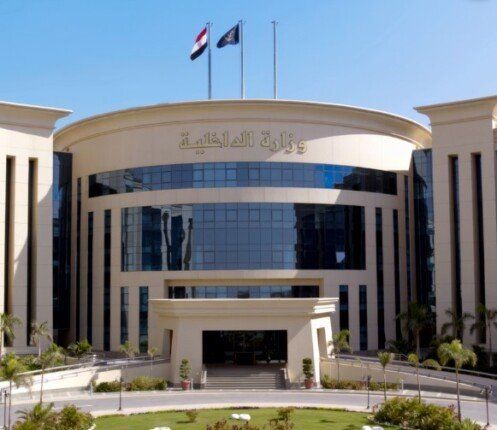 «مشادة كلامية انتهت بـ فضيحة».. الداخلية تكشف ما حدث بين سيدة وسائق «مشادة كلامية انتهت بـ فضيحة».. الداخلية تكشف ما حدث بين سيدة وسائق