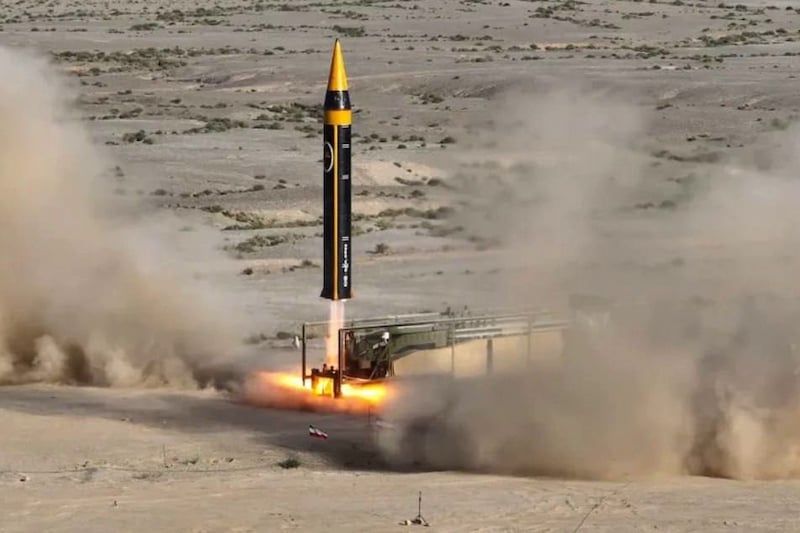 إيران تستعمل لأول مرة صاروخ
