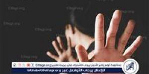 "كانت
      ماشية
      في
      الشارع"..
      حبس
      المتهم
      بالتحرش
      بطالبة
      بالتجمع
      الأول