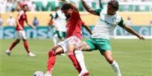 الأهلي
      يعقّد
      حظوظه
      في
      المونديال
      بعد
      السقوط
      أمام
      بالميراس
      بثنائية