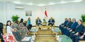 وزير
      الإنتاج
      الحربى
      يستقبل
      رئيس
      وزراء
      صربيا
      لبحث
      تعزيز
      التعاون
      المشترك