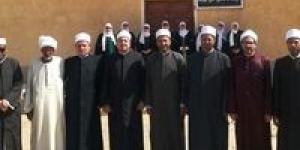 في
      خامس
      أيامها..
      قافلة
      الأوقاف
      تواصل
      نشاطها
      الدعوي
      بمدينة
      الشلاتين
      وقراها