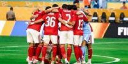 محمد
      عبدالله
      يستفسر
      عن
      موقفه
      مع
      الأهلي
      بعد
      استبعاده
      من
      قائمة
      كأس
      العالم
      للأندية