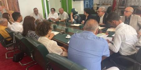 "جبهة
      القوى"
      تستشرف
      آفاق
      الحزب