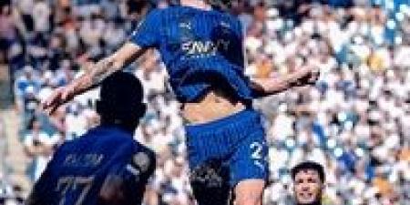الهلال
      السعودى
      يسقط
      فى
      فخ
      التعادل
      ضد
      سالزبورج
      بكأس
      العالم
      للأندية