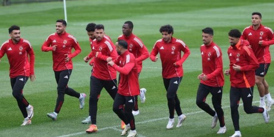 حماس
      كبير
      في
      مران
      الأهلي
      قبل
      مواجهة
      بالميراس
      في
      مونديال
      الأندية