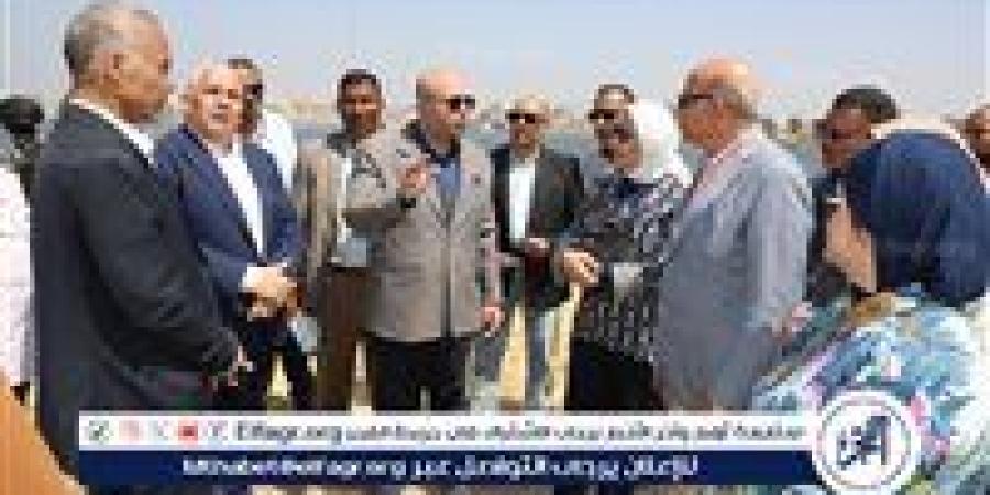 محافظ
      بنى
      سويف
      يتفقد
      الموقف
      التنفيذي
      لمشروع
      المرسى
      السياحى
      شرق
      النيل