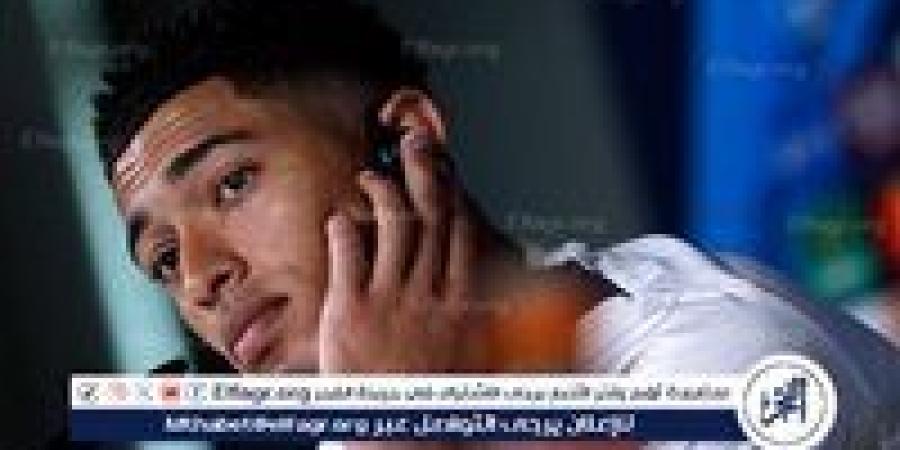 جود
      بيلينغهام
      يثير
      الجدل
      مجددًا:
      شتائم
      في
      وجه
      الحكم
      خلال
      مواجهة
      الهلال