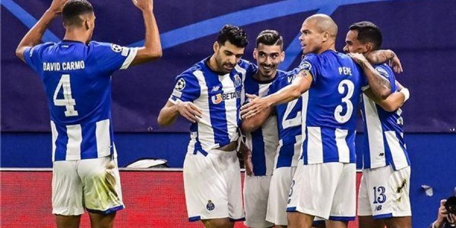بث
      مباشر
      الشوط
      الثاني
      من
      مباراة
  ...