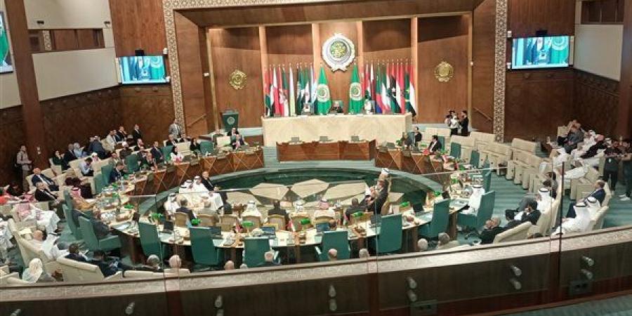 لمناقشة
      حرب
      إيران
      وإسرائيل
      ..
      ...