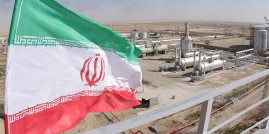 حرب
      اقتصادية
      تضرب
      العالم
      وتحذيرات
   ...