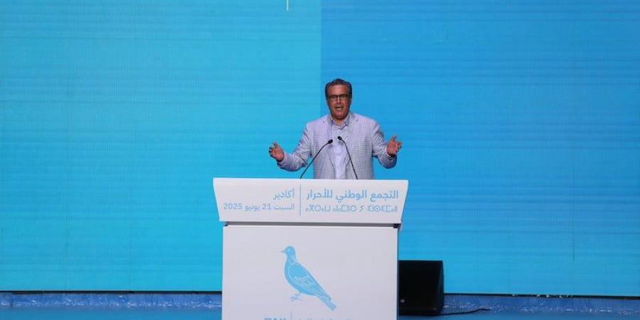 أخنوش:
      مستمرون
      حتى
      النهاية