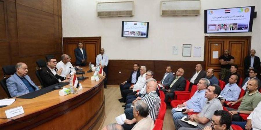 وزير
      الإسكان
      ومحافظ
      المنيا
      يتفقدان
 ...