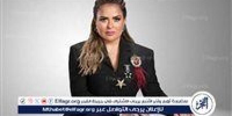 "رسائل
      من
      الحرم..
      مها
      الصغير
      تتصدر
      التريند
      بصورة
      من
      الكعبة
      وتعليق
      غامض
      يُشعل
      مواقع
      التواصل"