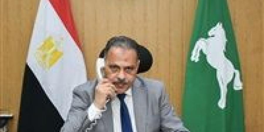 محافظ
      الشرقية
      يُهنئ
      أوائل
      الشهادة
      الإعدادية
      للعام
      الدراسي
      2024
      /2025
      لتفوقهم
      الدراسي
      وتشجيعاً
      لهم
