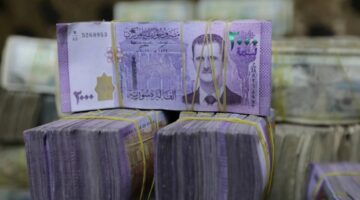 الأخضر يقفز .. سعر الدولار مقابل الليرة السورية اليوم شراء ومبيع بالمحافظات الاثنين 28 أبريل 2025