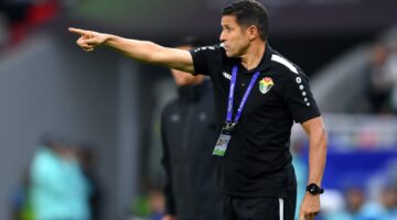 “كوبر المرشح الأول” .. تعثر المفاوضات مع عموتة مدرب العراق ومستجدات الوضع لأسود الرافدين وفرص التأهل